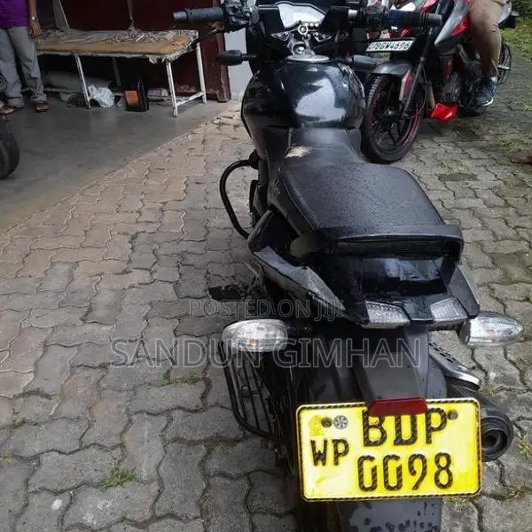 Bajaj Pulsar 150 2016