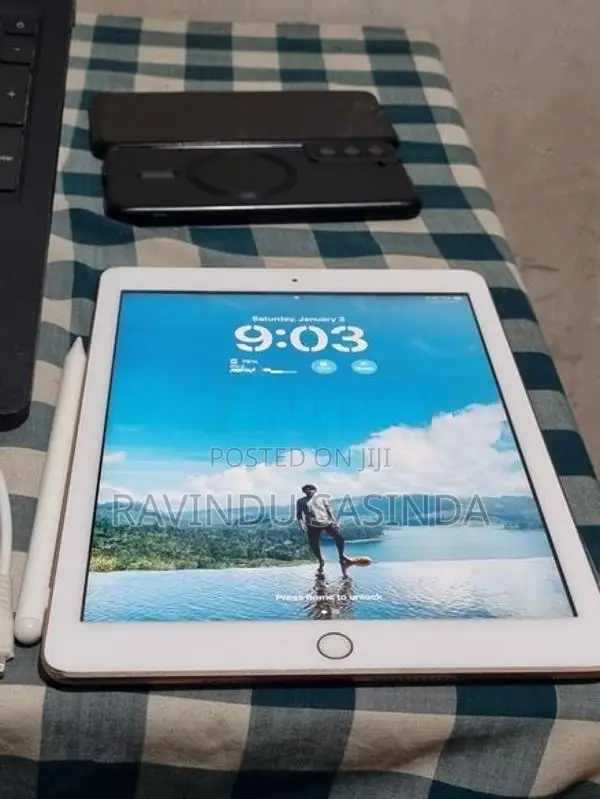 Apple iPad 6th Gen