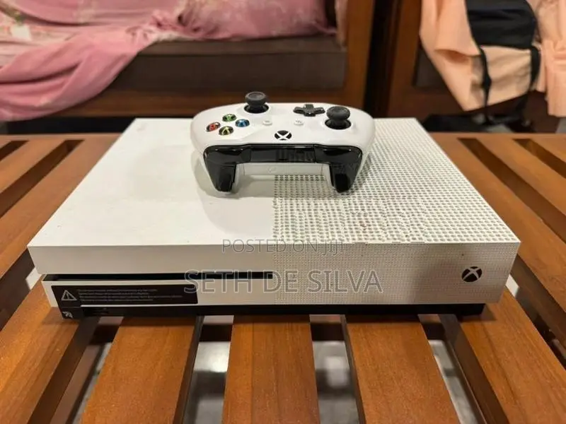 Xbox One S