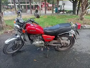 Suzuki GN 125 H 2003