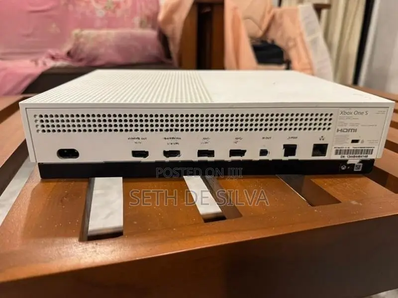 Xbox One S