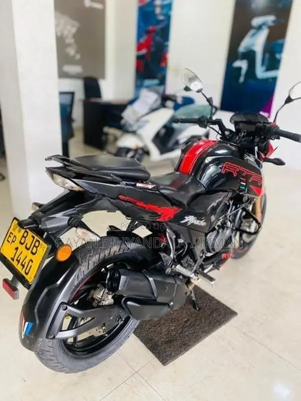 TVS Apache RTR 200 2019