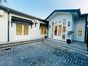 Brand New Modern House in Kurunegala