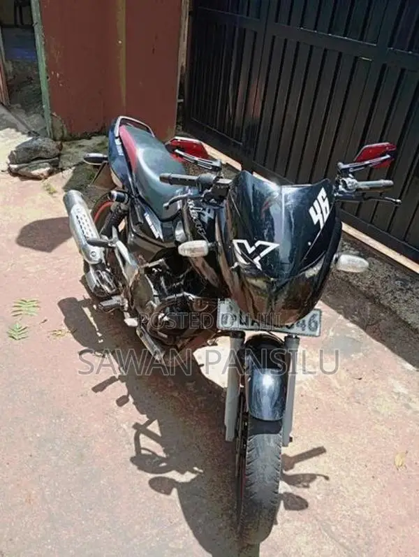 Bajaj Pulsar 180 2007