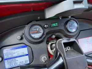 Bajaj RE 2019