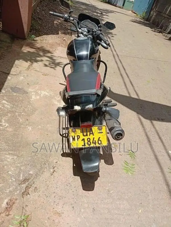 Bajaj Pulsar 180 2007