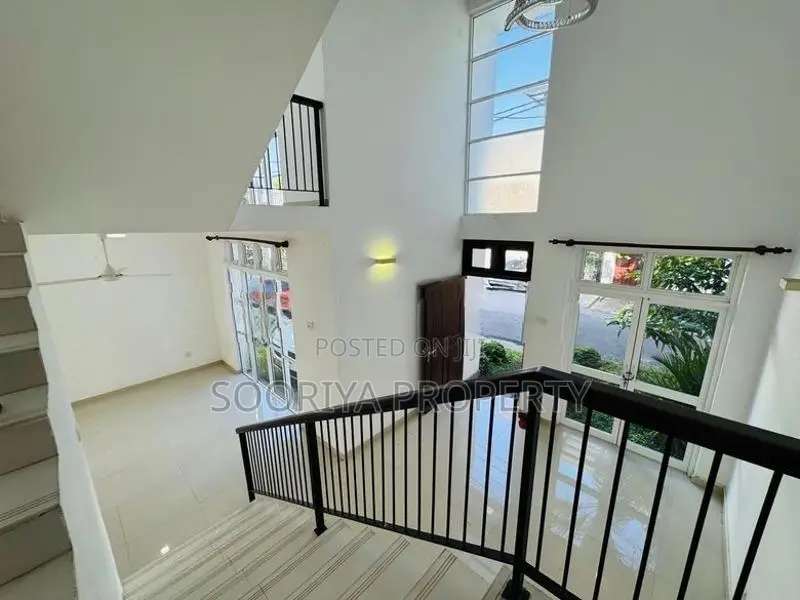 2 Storey Luxury Beautiful House for Sale in Piliyandala Suwarapola