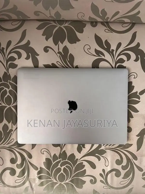 MacBook Pro 15” 2016 Touch Bar