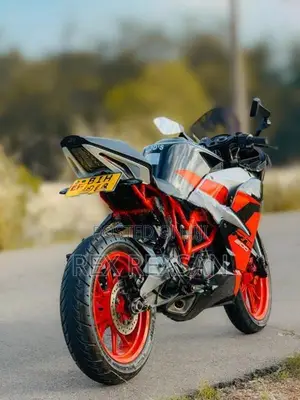 KTM RC 200 2020