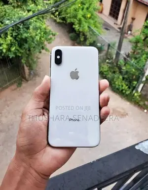 Apple iPhone XS (Used)