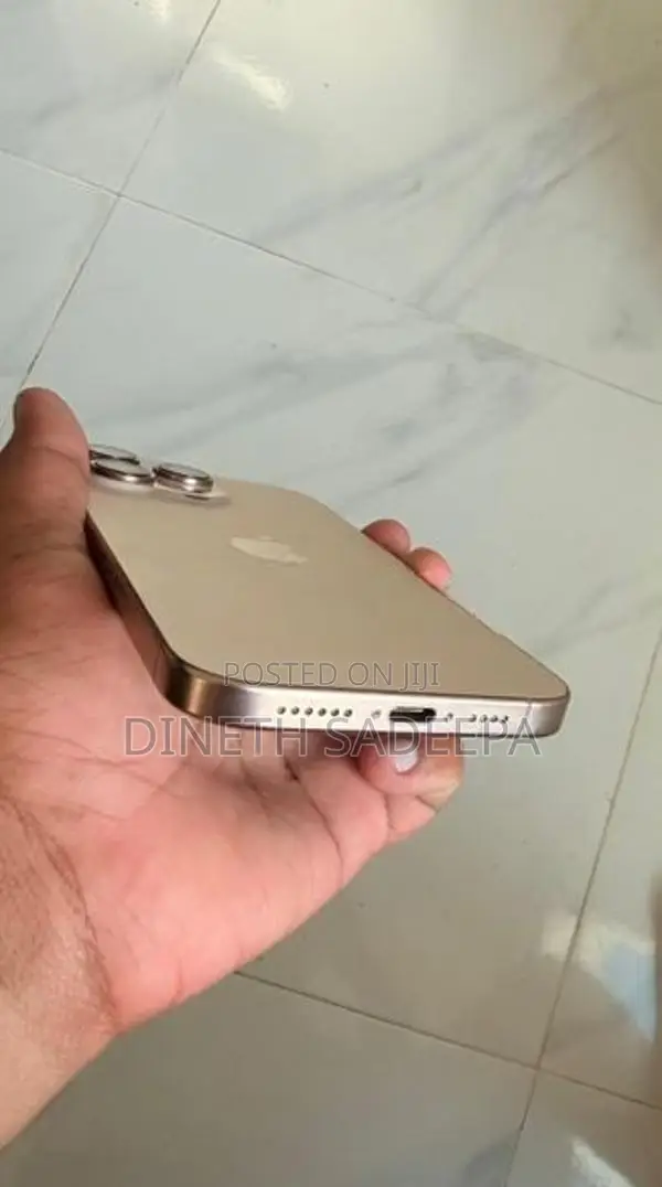 Apple iPhone 16 Pro Max (Used)