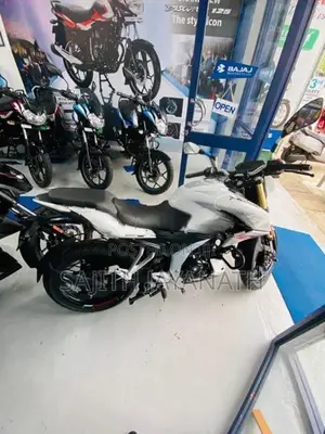 Bajaj Pulsar N160 Premium 2025