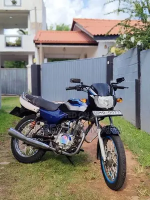 Bajaj CT100 2005