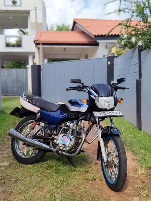 Bajaj CT100 2005