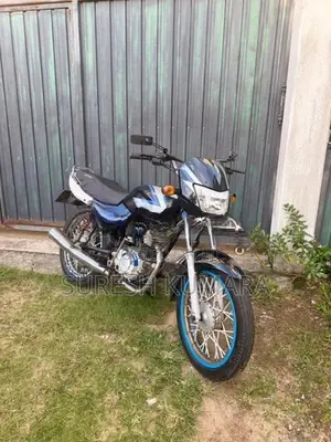 Bajaj CT100 2005