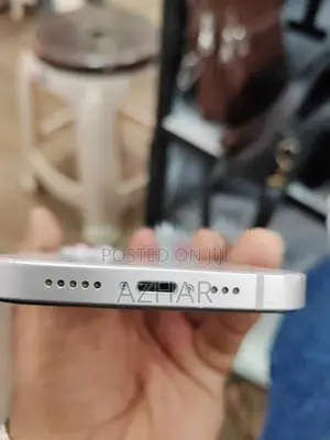 Apple iPhone 13 (Used)