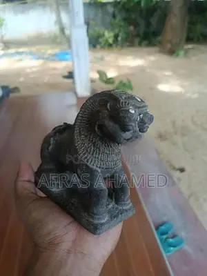 Yapaghuwe Lion Stone Sculpture
