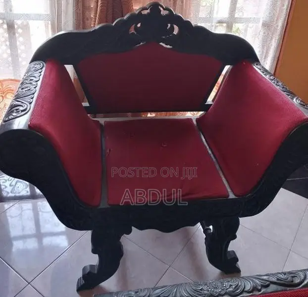 Antique Kawichchi Sofa Set