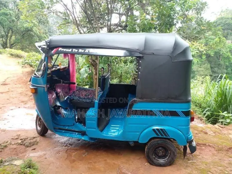 Bajaj RE 2008
