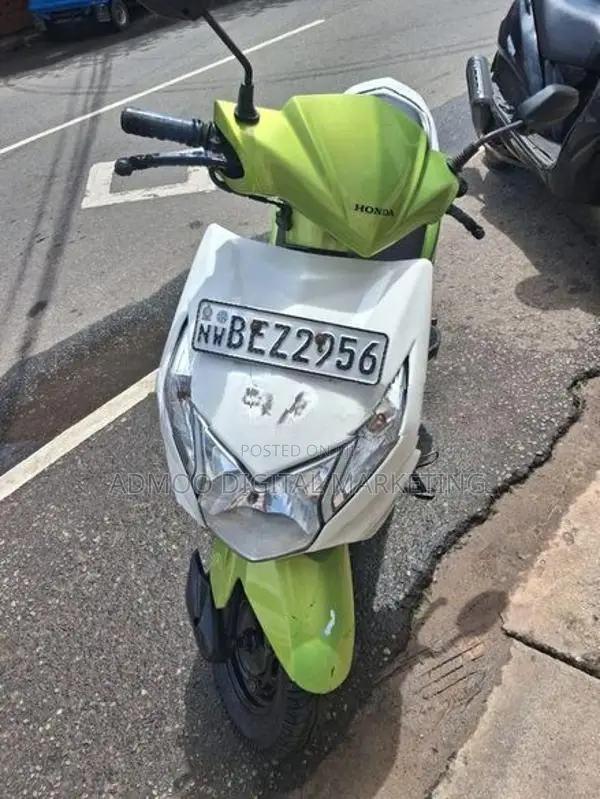 Honda Dio SCV 110 2017