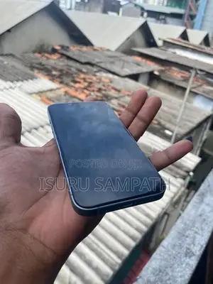 Apple iPhone 14 (Used)