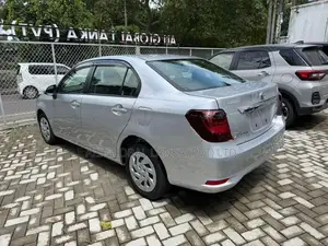 Toyota Axio Hybrid 2023