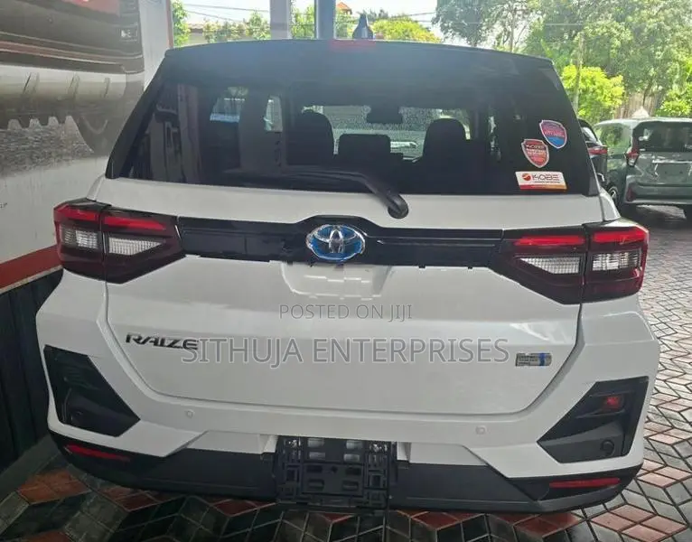 Toyota Raize Z Hybrid 360 2025