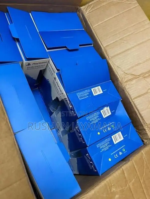 PS4 Controller