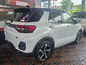 Toyota Raize Z Hybrid 360 2025