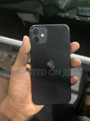 Apple iPhone 11 (Used)