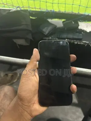 Apple iPhone 11 (Used)