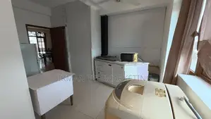 Fully Furnished Luxury Apartment Room for Short Term Rent Colombo 08
