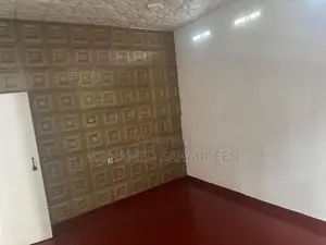 2 Story House for Lease in Colombo 15
