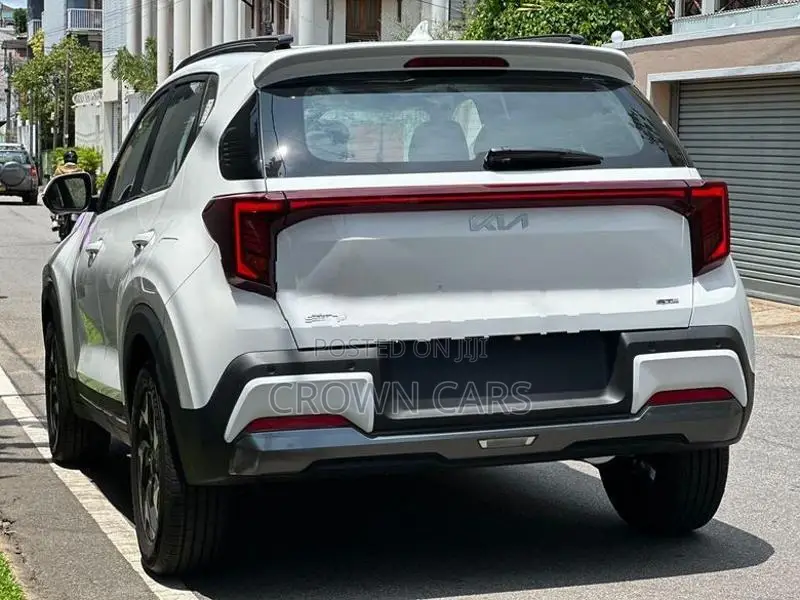 Kia Sonet GTX PLUS 2025