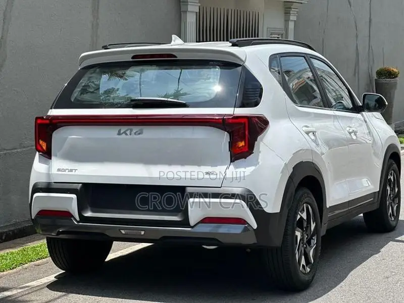 Kia Sonet GTX PLUS 2026