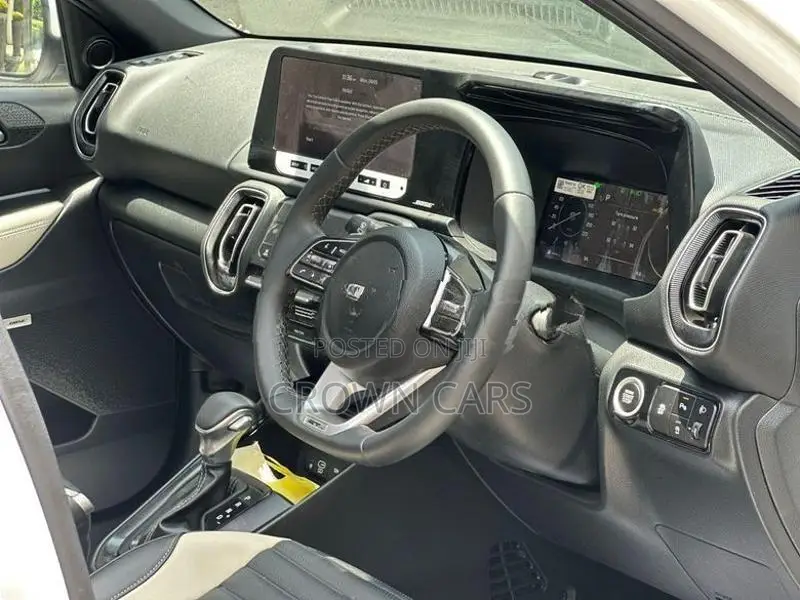 Kia Sonet GTX PLUS 2025