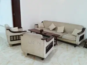 Semi-Furnished Ground Floor for Rent at Kohuwala - 𝐍𝐑𝐄 𝟔𝟑