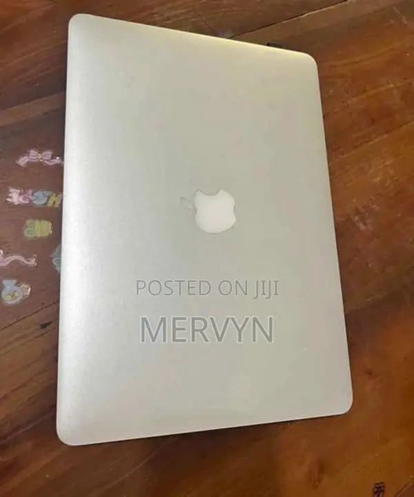 Apple MacBook Air I5