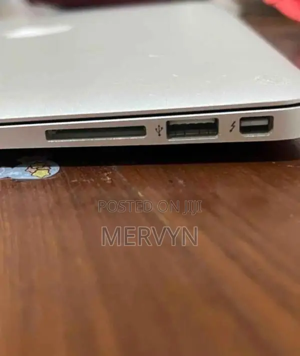 Apple MacBook Air I5
