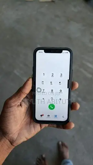 Apple iPhone 12 (Used)