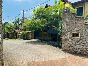 land In Athurugiriya Wanaguru Mavatha