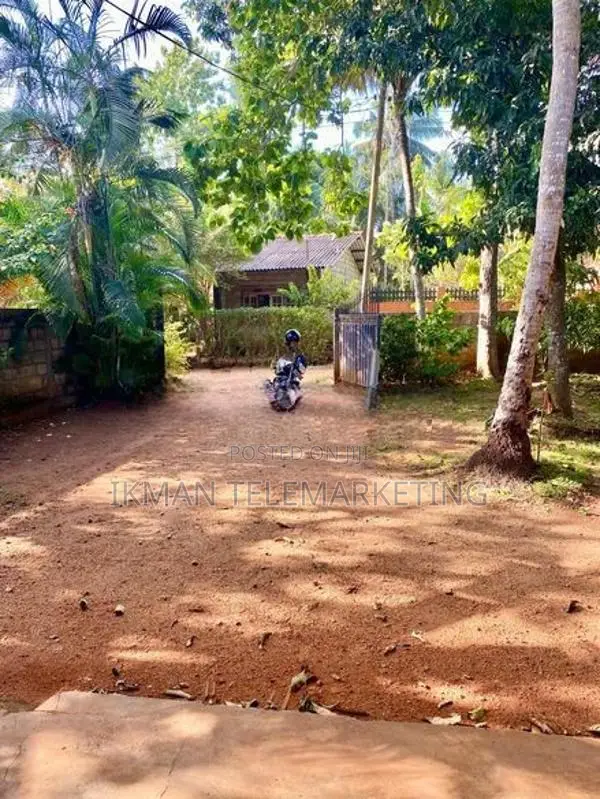 House with Land for Sale in Anuradhapura