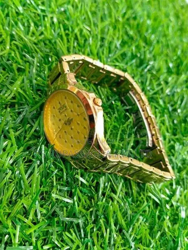 New Fande Ladies Hand Watch