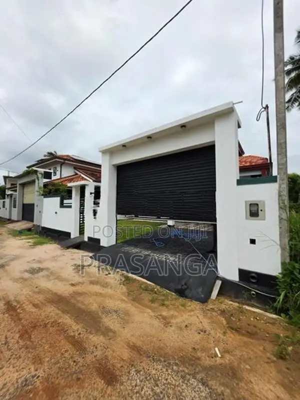Modern House for sale in Grand City – Negombo