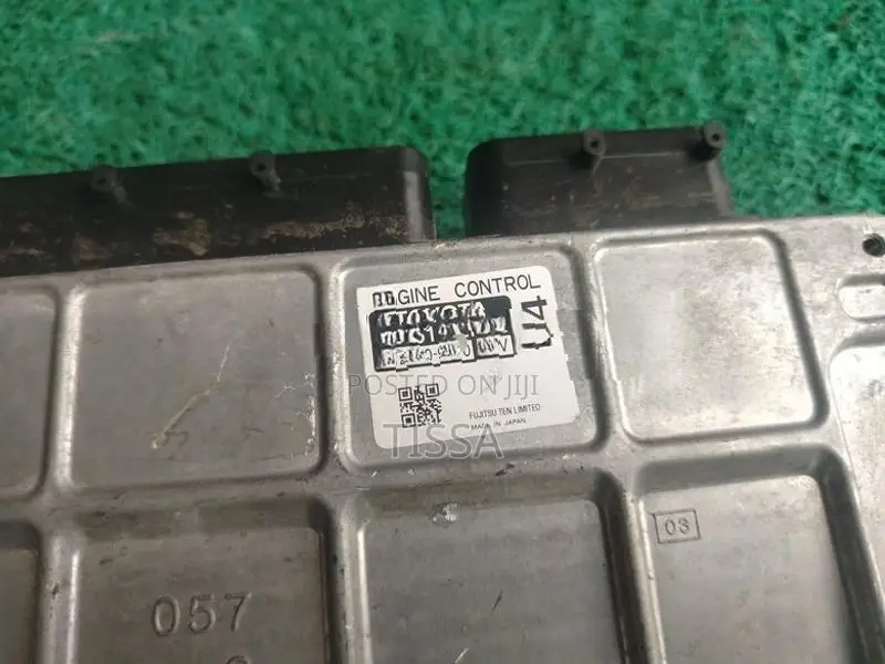 Toyota Vitz KSP130 Engine ECU