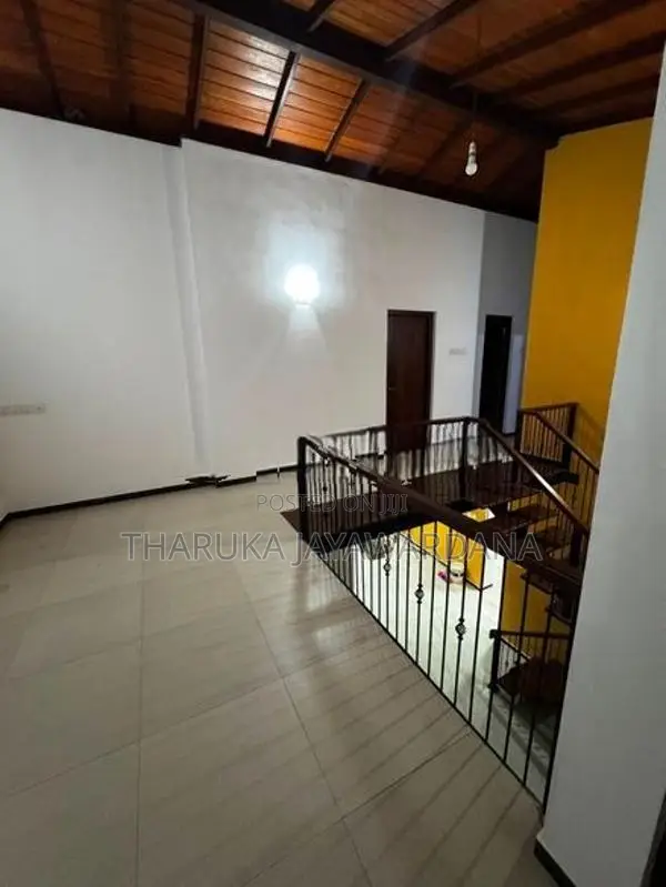Two Story House for Rent Maharagama