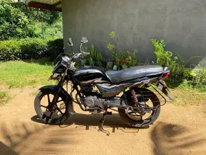 Bajaj Platina 100 2015