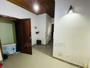 5BR House for Sale in Pitakotte