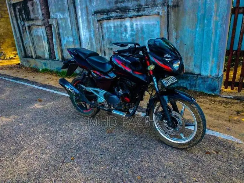 Bajaj Pulsar 180 2010