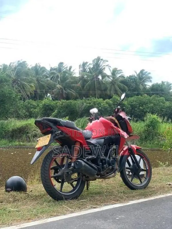 Honda Twister 2018